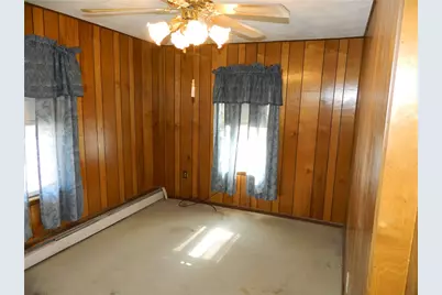 182 Simmonsville Avenue, Johnston, RI 02919 - Photo 13