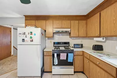 202 Marshall Avenue, Cumberland, RI 02864 - Photo 7