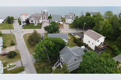 20 Robert Avenue, Warwick, RI 02818 - Photo 5