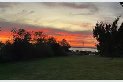 1505 Fairway Drive, Middletown, RI 02842 - Photo 33