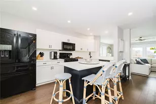 1505 Fairway Dr, Middletown, RI 02842 - Photo 11