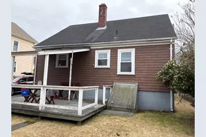 15 Bourne Street, Bristol, RI 02809 - Photo 3