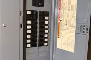 15 Bourne St, Bristol, RI 02809 - Photo 13