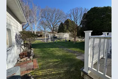 1047 Narragansett Parkway, Warwick, RI 02888 - Photo 35