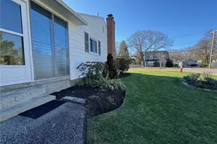 1047 Narragansett Pkwy, Warwick, RI 02888 - Photo 39