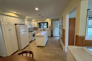 1047 Narragansett Pkwy, Warwick, RI 02888 - Photo 11