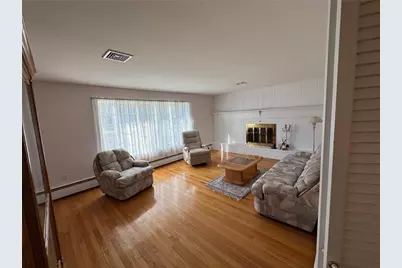 1047 Narragansett Parkway, Warwick, RI 02888 - Photo 5