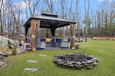 69 Walden Way, Cranston, RI 02921 - Photo 43