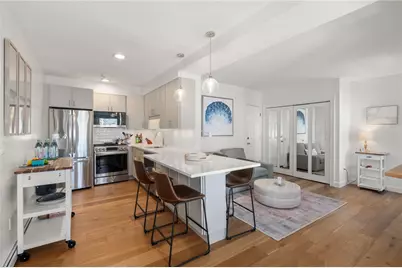 58 Washington Street #3, Newport, RI 02840 - Photo 3