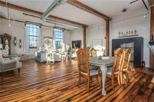 28 Bayley St, Pawtucket, RI 02860 - Photo 7