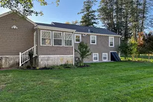 7 Elsie Dr, Johnston, RI 02919 - Photo 33