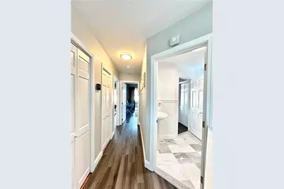 90 Wolcott Avenue #1, Middletown, RI 02842 - Photo 3