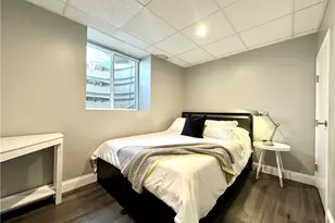 90 Wolcott Ave, Middletown, RI 02842 - Photo 17