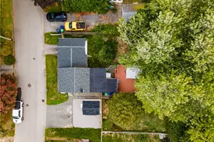 28 Bakers Creek Rd, Warwick, RI 02886 - Photo 21