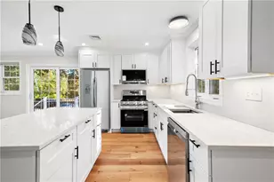 1551 Diamond Hill Rd, Cumberland, RI 02864 - Photo 15