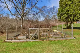 403 Valley Rd, Middletown, RI 02842 - Photo 31