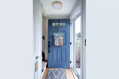 403 Valley Road, Middletown, RI 02842 - Photo 3