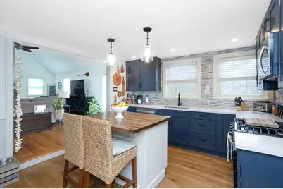 403 Valley Road, Middletown, RI 02842 - Photo 7