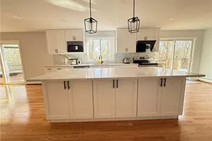 26 Trout Brook Ln, Scituate, RI 02831 - Photo 15