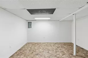 10 Henry St, Providence, RI 02909 - Photo 23