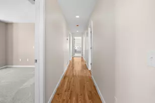 95 Holman St, Portsmouth, RI 02871 - Photo 29