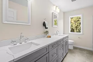 95 Holman St, Portsmouth, RI 02871 - Photo 35