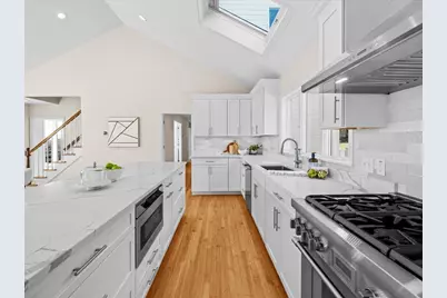 95 Holman Street, Portsmouth, RI 02871 - Photo 7