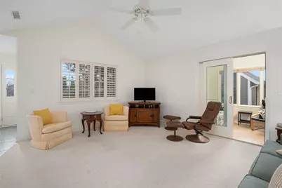 318 Corey Lane #318, Middletown, RI 02842 - Photo 7