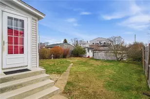 49 Harcourt Ave, Pawtucket, RI 02861 - Photo 29