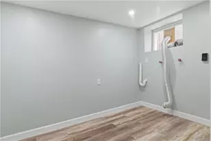 49 Harcourt Ave, Pawtucket, RI 02861 - Photo 21