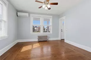 49 Harcourt Ave, Pawtucket, RI 02861 - Photo 3