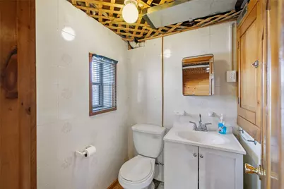 446 Lake Washington Drive, Glocester, RI 02814 - Photo 23