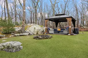 69 Walden Way, Cranston, RI 02921 - Photo 45