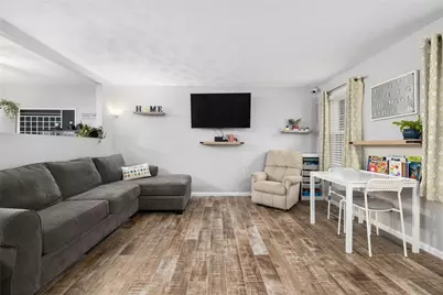 69 Walden Way, Cranston, RI 02921 - Photo 9