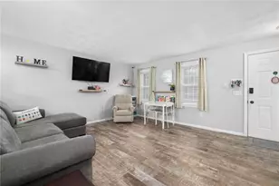 69 Walden Way, Cranston, RI 02921 - Photo 11