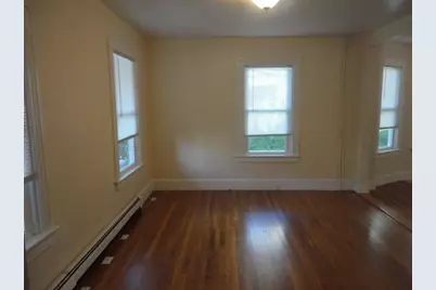 39 E Bowery Street, Newport, RI 02840 - Photo 7