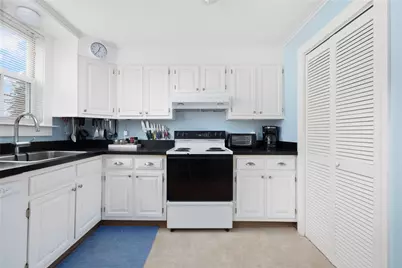 59 Mount Hope Avenue, Jamestown, RI 02835 - Photo 17