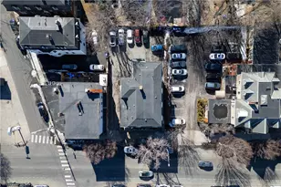 322 Broadway, Providence, RI 02909 - Photo 9