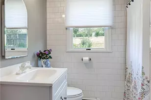 22 J H Dwyer Dr, Middletown, RI 02842 - Photo 15