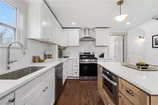 214 Camp St, Providence, RI 02906 - Photo 13