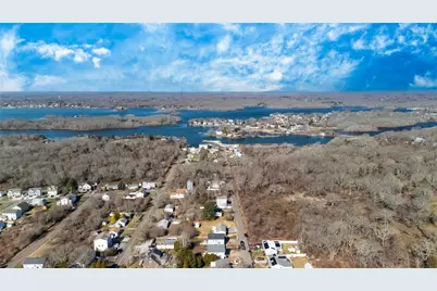 62 Daytona Avenue, Narragansett, RI 02882 - Photo 33