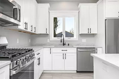 62 Daytona Avenue, Narragansett, RI 02882 - Photo 7