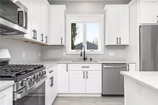 62 Daytona Ave, Narragansett, RI 02882 - Photo 7