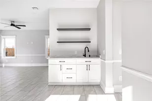 60 Daytona Ave, Narragansett, RI 02882 - Photo 7