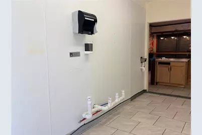 962 Atwells Avenue #B, Providence, RI 02909 - Photo 7