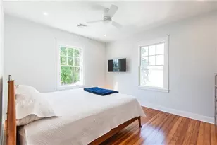 34 Harrison Ave, Newport, RI 02840 - Photo 13