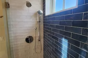 34 Harrison Ave, Newport, RI 02840 - Photo 17