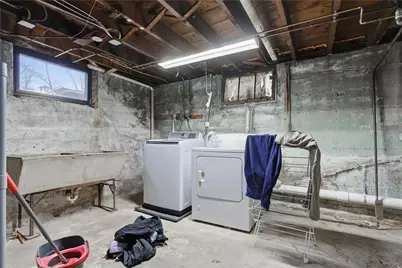 44 Holburn Avenue, Cranston, RI 02910 - Photo 23