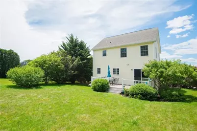 663 Aquidneck Avenue, Middletown, RI 02842 - Photo 21