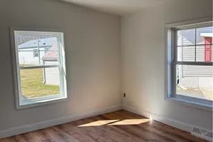 15 Bluebird St, Tiverton, RI 02878 - Photo 9